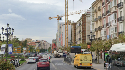 Cautela y respeto en Santander con la ZBE; prisas e imposición en Torrelavega
