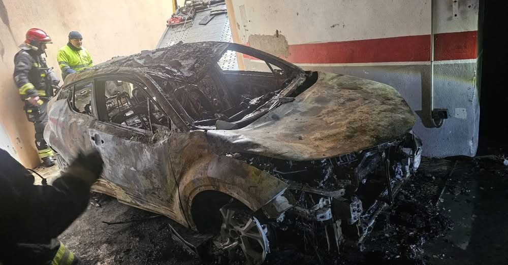 CENTROS COMERCIALES Y GARAJES VECINALES, SIN PLANES DE EVACUACIÓN, LOS INCENDIOS DE COCHES SERÁN TRAGEDIAS ANUNCIADAS